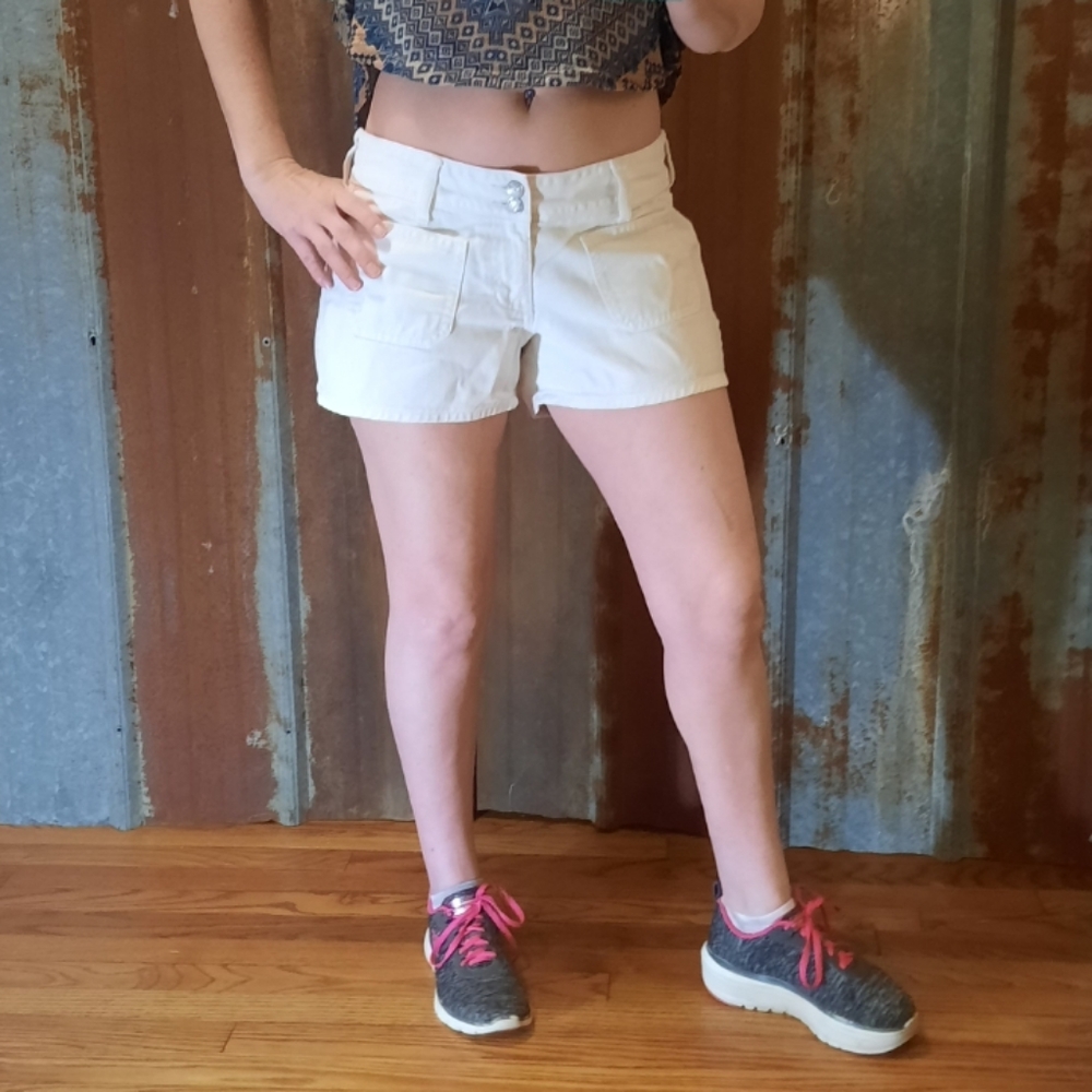 White Denim Old Navy Diva Shorts